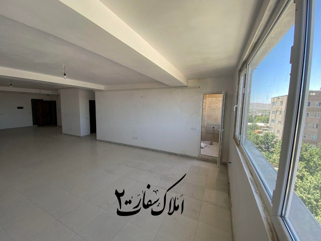 ۱۶۰مترمعاوضه /سند آماده/کوی پلیس|فروش آپارتمان|ملایر, |دیوار