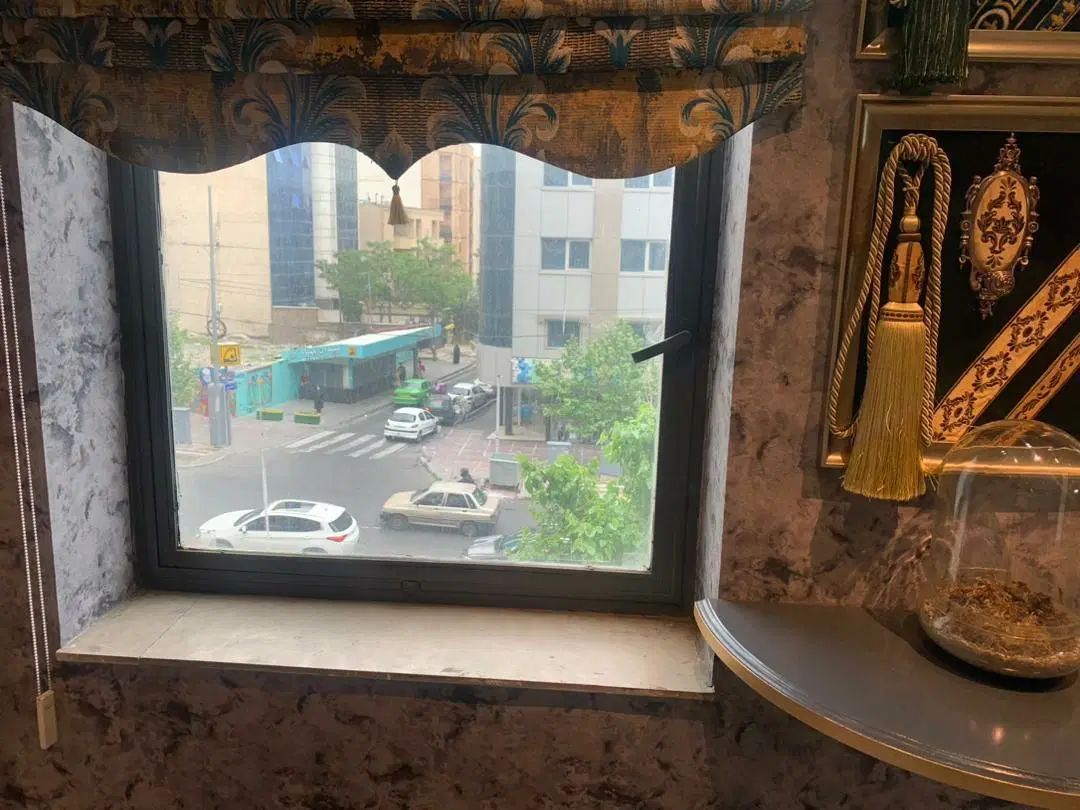 دفتر کار سند اداری بر ولی عصر|فروش دفتر کار، اتاق اداری، مطب|تهران, بلوار کشاورز|دیوار