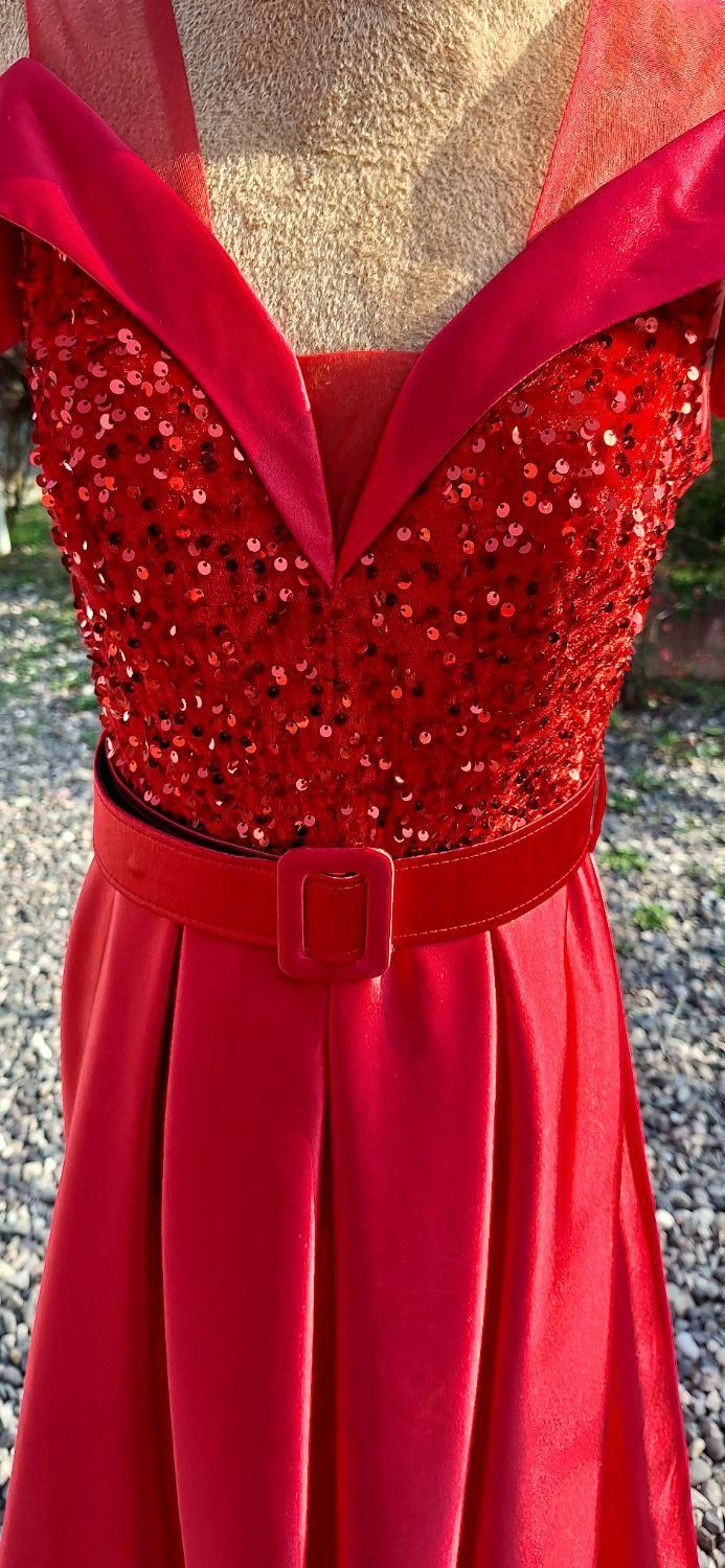 لباس مجلسی|لباس|کیاشهر, |دیوار