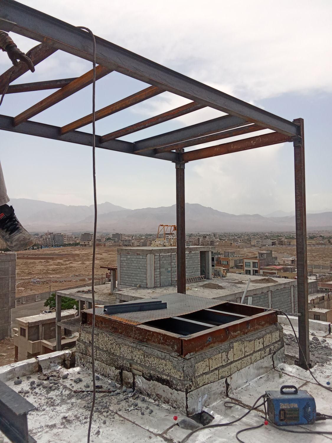 آهن کشی آسانسور و جوشکاری|خدمات پیشه و مهارت|کاشان, فاز ۱ ناجی آباد|دیوار