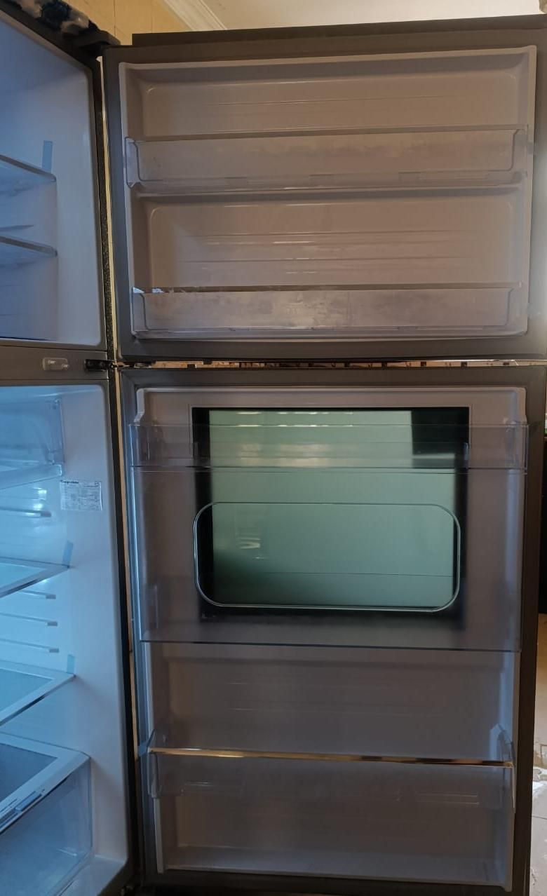 یخچال فریزر دیپونیت نو و سالم بزرگ و جادار|یخچال و فریزر|شیراز, گویم|دیوار