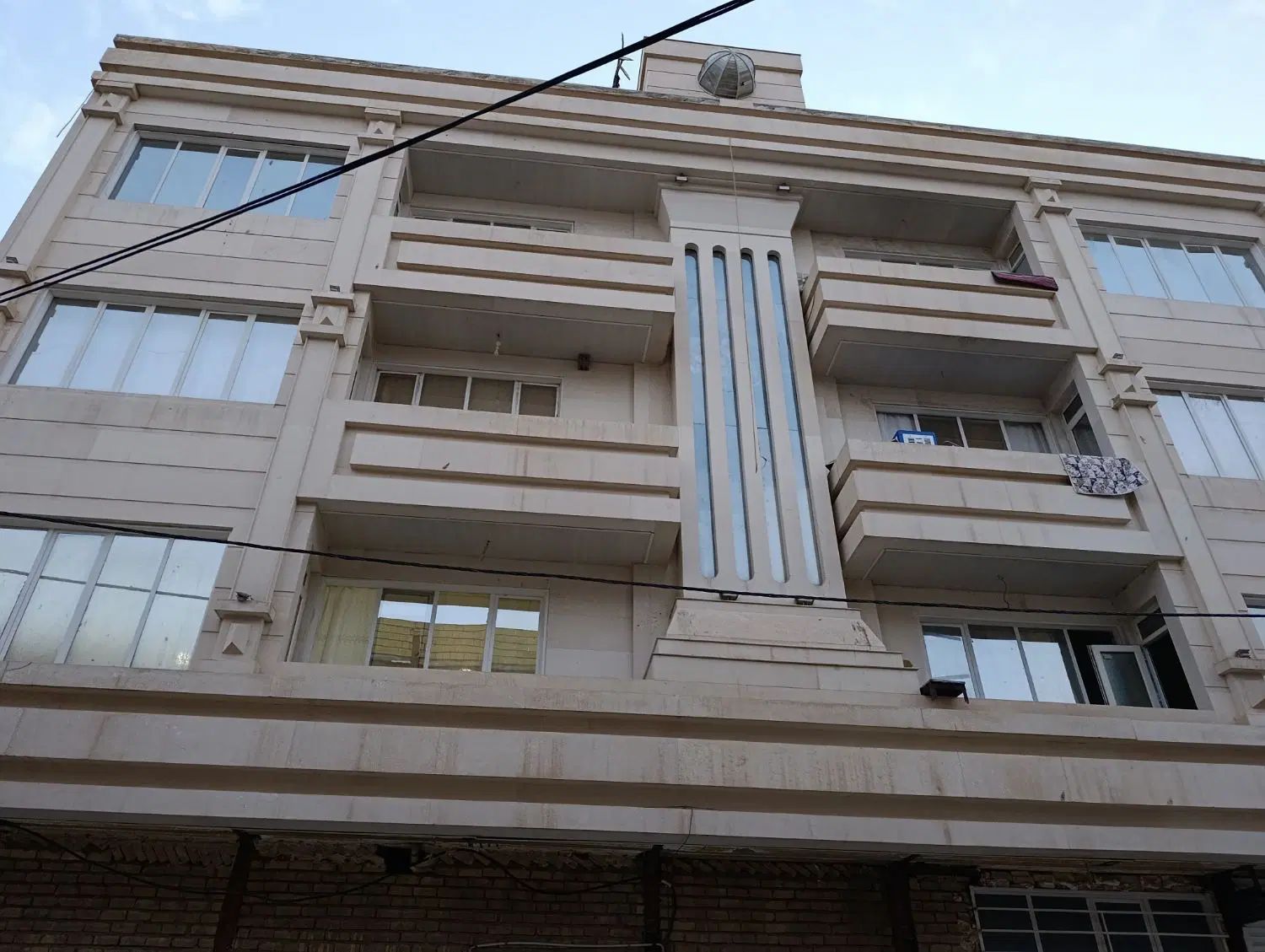 فروش آپارتمان ۱۰۰ متری فول امکانات م سپاه ک نگار 3|فروش آپارتمان|نورآباد, |دیوار