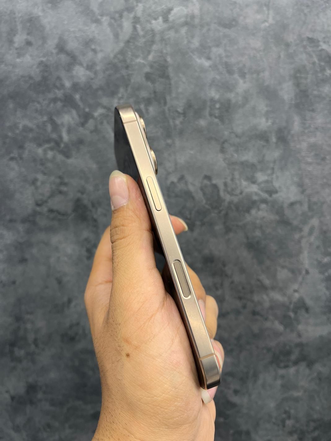 شرایط اقساط و معاوضه iPhone 16 Pro|موبایل|اصفهان, باغ زرشک|دیوار