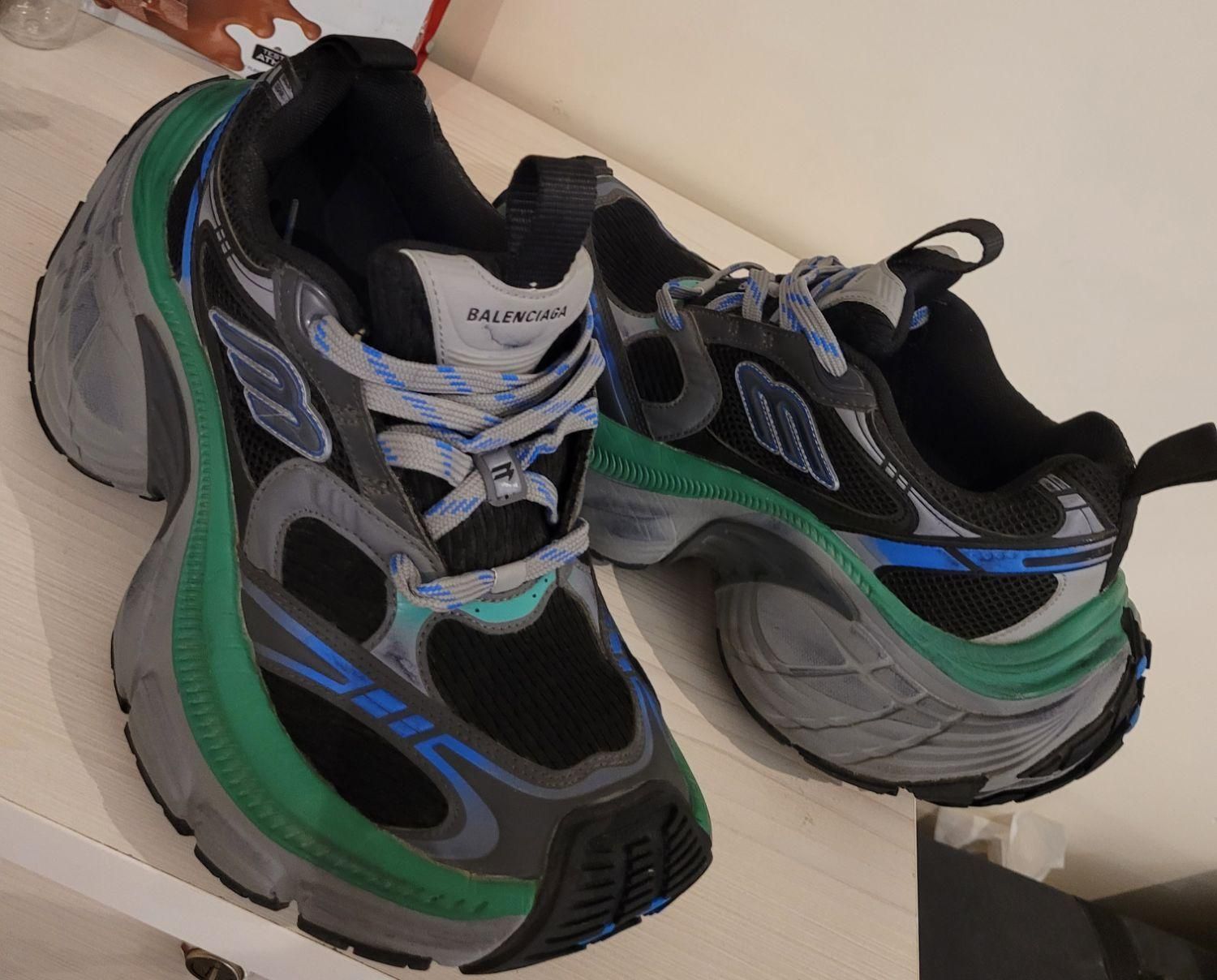 balenciaga  10x Orginal sayz42|کیف، کفش، کمربند|تهران, شهرک صدرا|دیوار