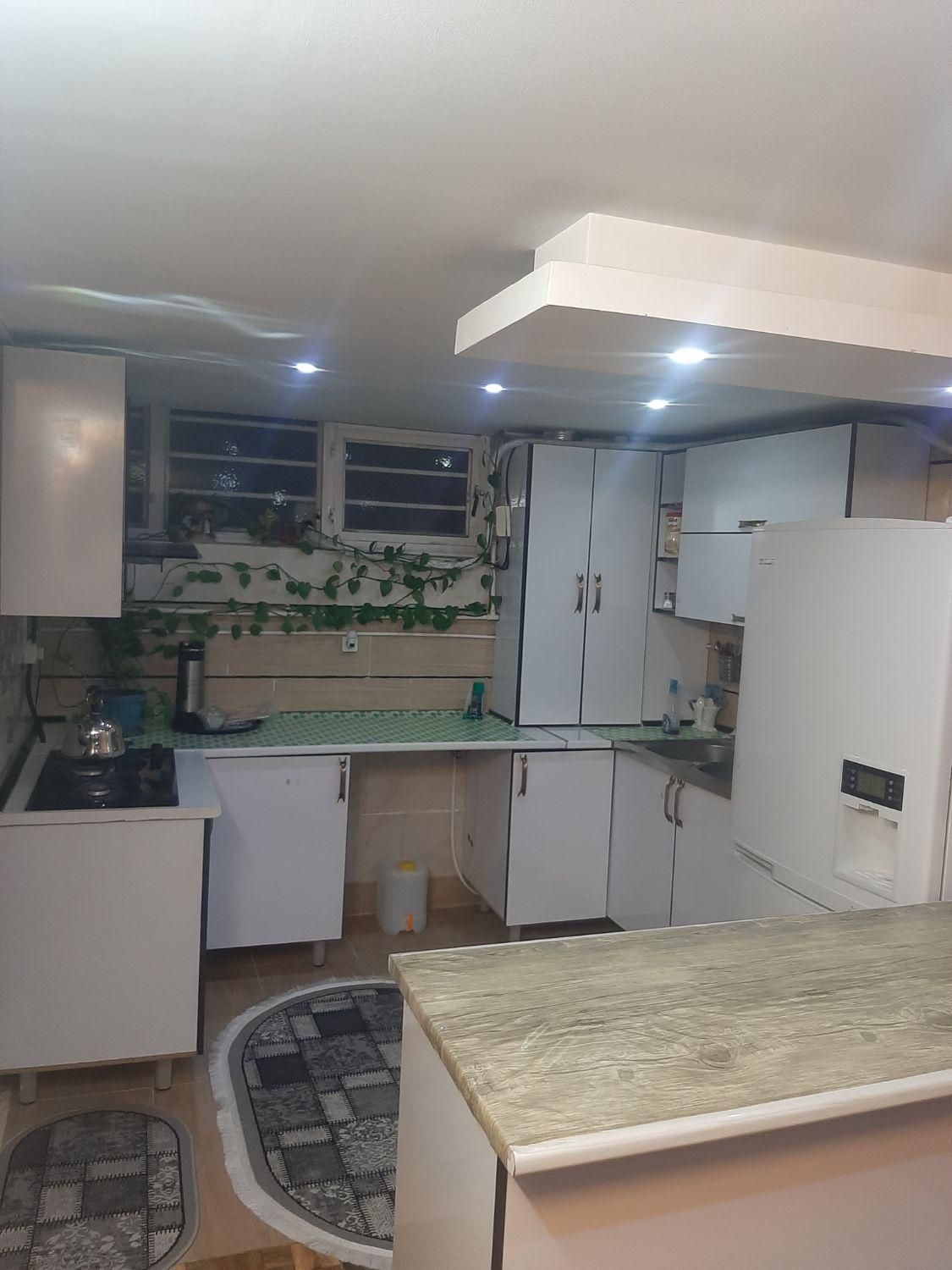 سوییت مبله یک خوابه شیک و تمیز.|اجارهٔ کوتاهمدت آپارتمان و سوئیت|شیراز, شهرک گلدشت حافظ|دیوار