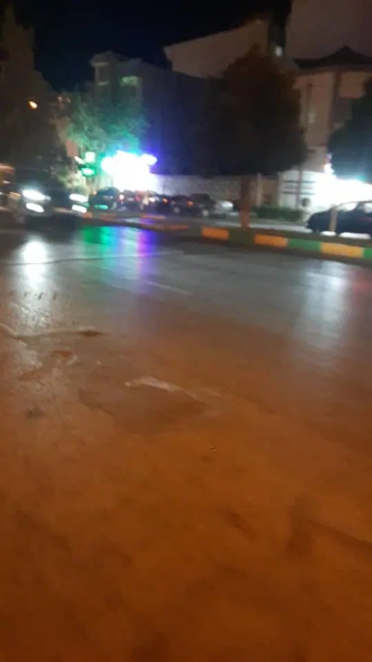 مغازه تجاری ۳۰متر نزدیک به بازار رضا|اجارهٔ مغازه و غرفه|مشهد, عنصری|دیوار