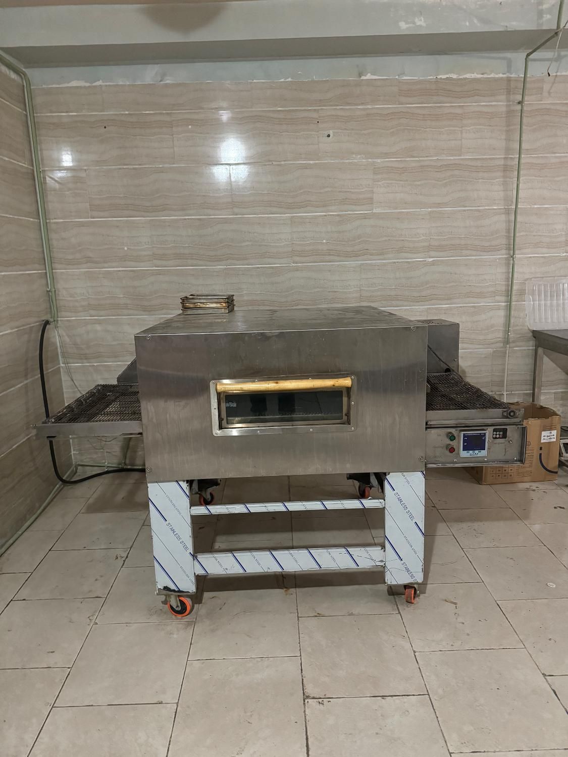 فر ریلی- دهنه 70 cm|کافی‌شاپ و رستوران|تهران, امیرآباد|دیوار