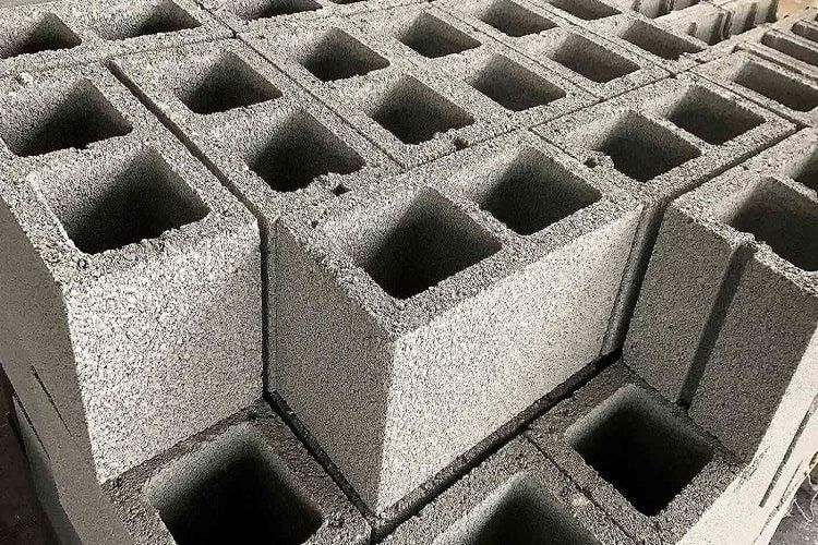 بلوک سیمانی 18 در 38 و 20 در 40|مصالح و تجهیزات ساختمان|همدان, |دیوار