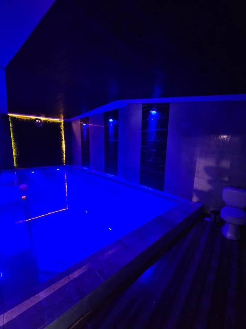 ویلای لوکس استخردار در بندرانزلی مستقیم مالک|اجارهٔ کوتاه‌مدت ویلا و باغ|بندر انزلی, طالب آباد|دیوار