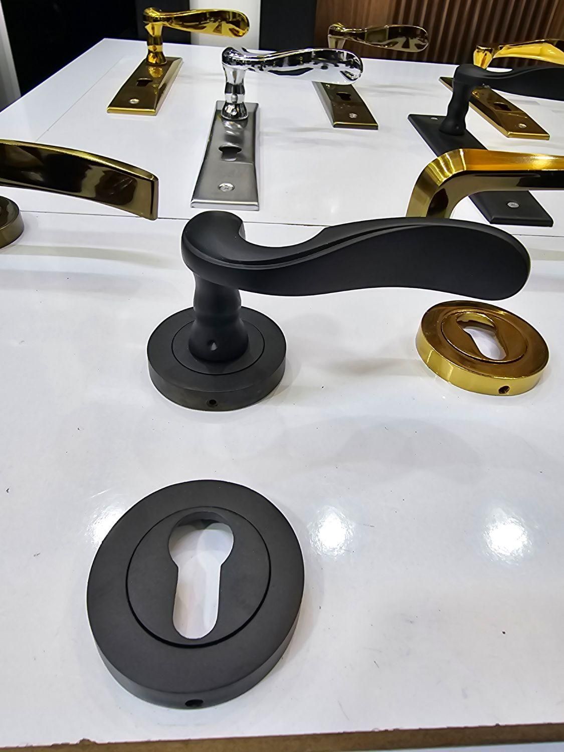 درب ضدسرقت ضدسرقت دستگیره و قفل و یراق|مصالح و تجهیزات ساختمان|شیراز, رکن‌آباد|دیوار