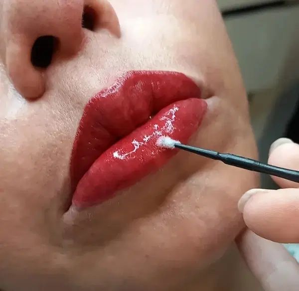 مدل برای شیدینگ لب، کوتاهی، کاشت مژه ، موخوره گیری|خدمات آرایشگری و زیبایی|ایلام, |دیوار