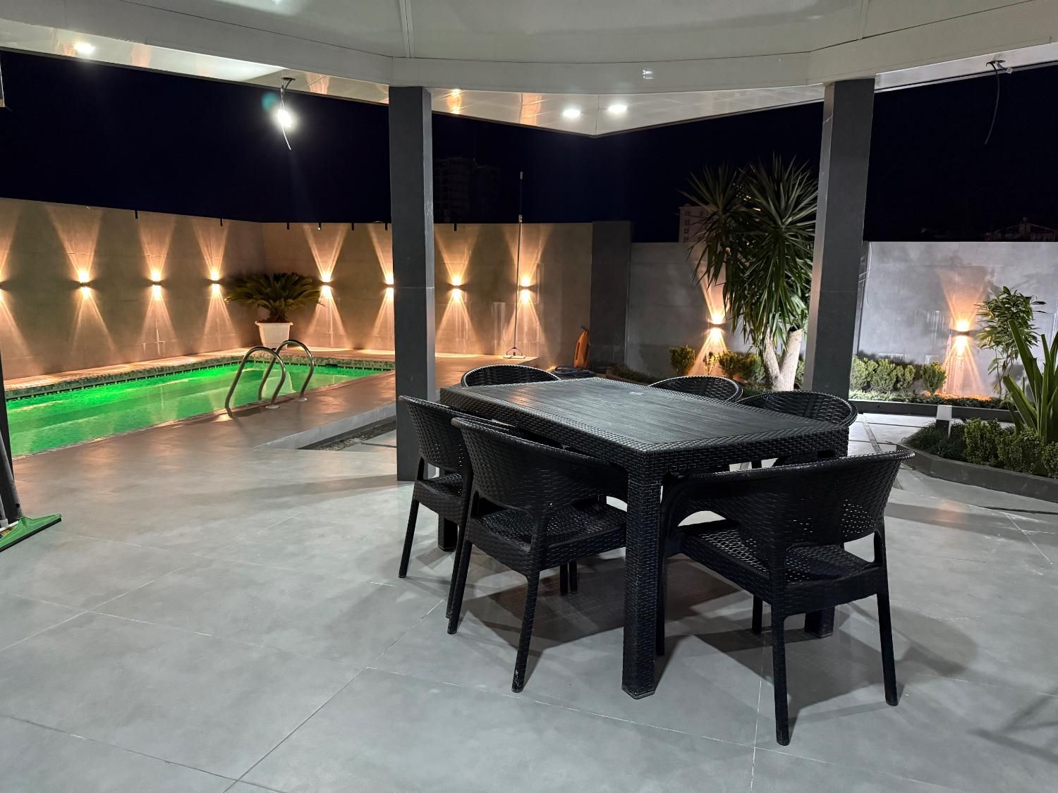 ویلا دوخوابه استخردار با جکوزی|اجارهٔ کوتاه‌مدت ویلا و باغ|شیرود, |دیوار