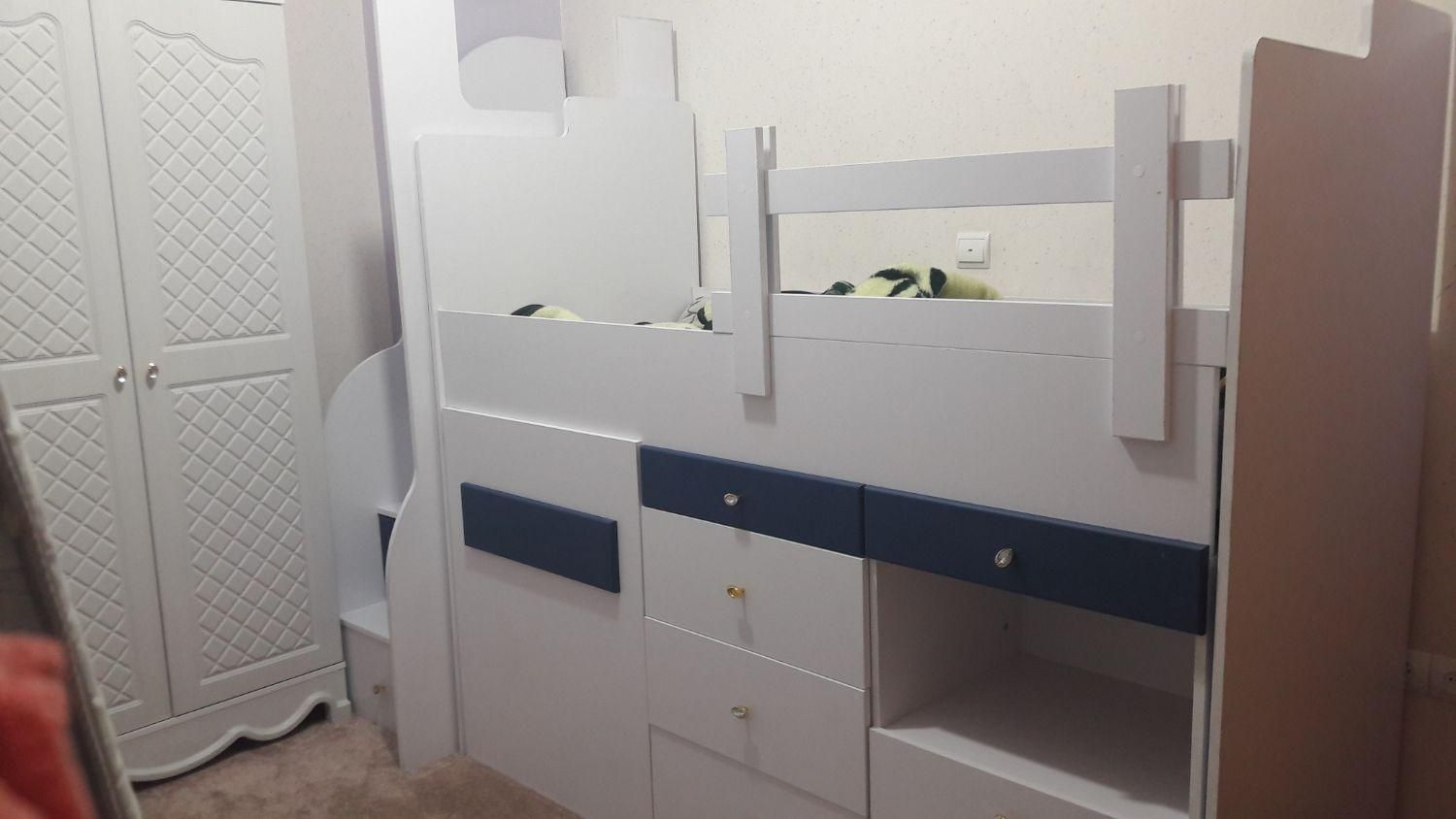 ،سرویس خواب نوجوان کاملا در حد نو|تخت و سرویس خواب|هشتگرد, فاز ۷ مهستان|دیوار