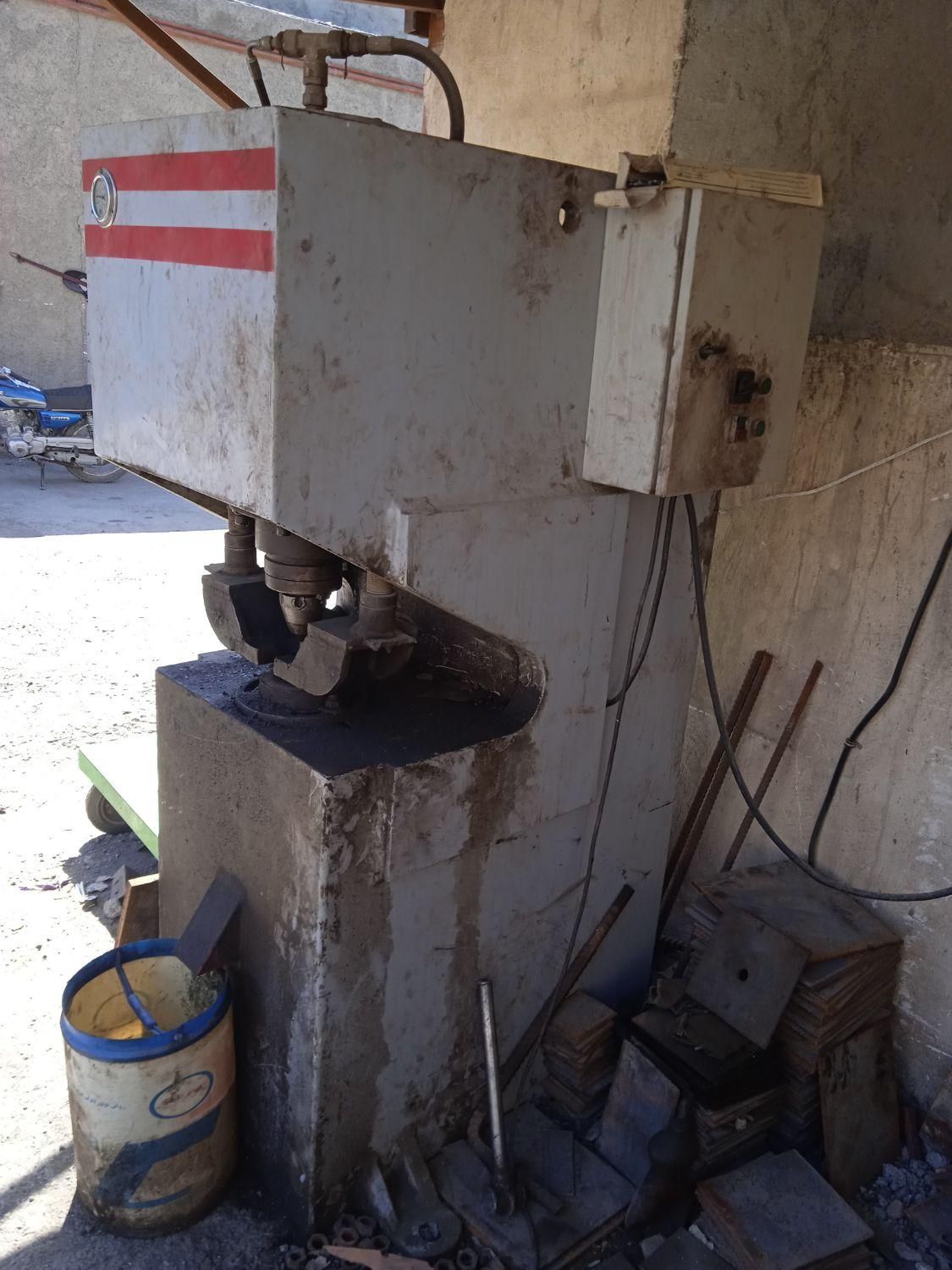 دستگاه پانچ|ماشینآلات صنعتی|مشهد, نوید|دیوار