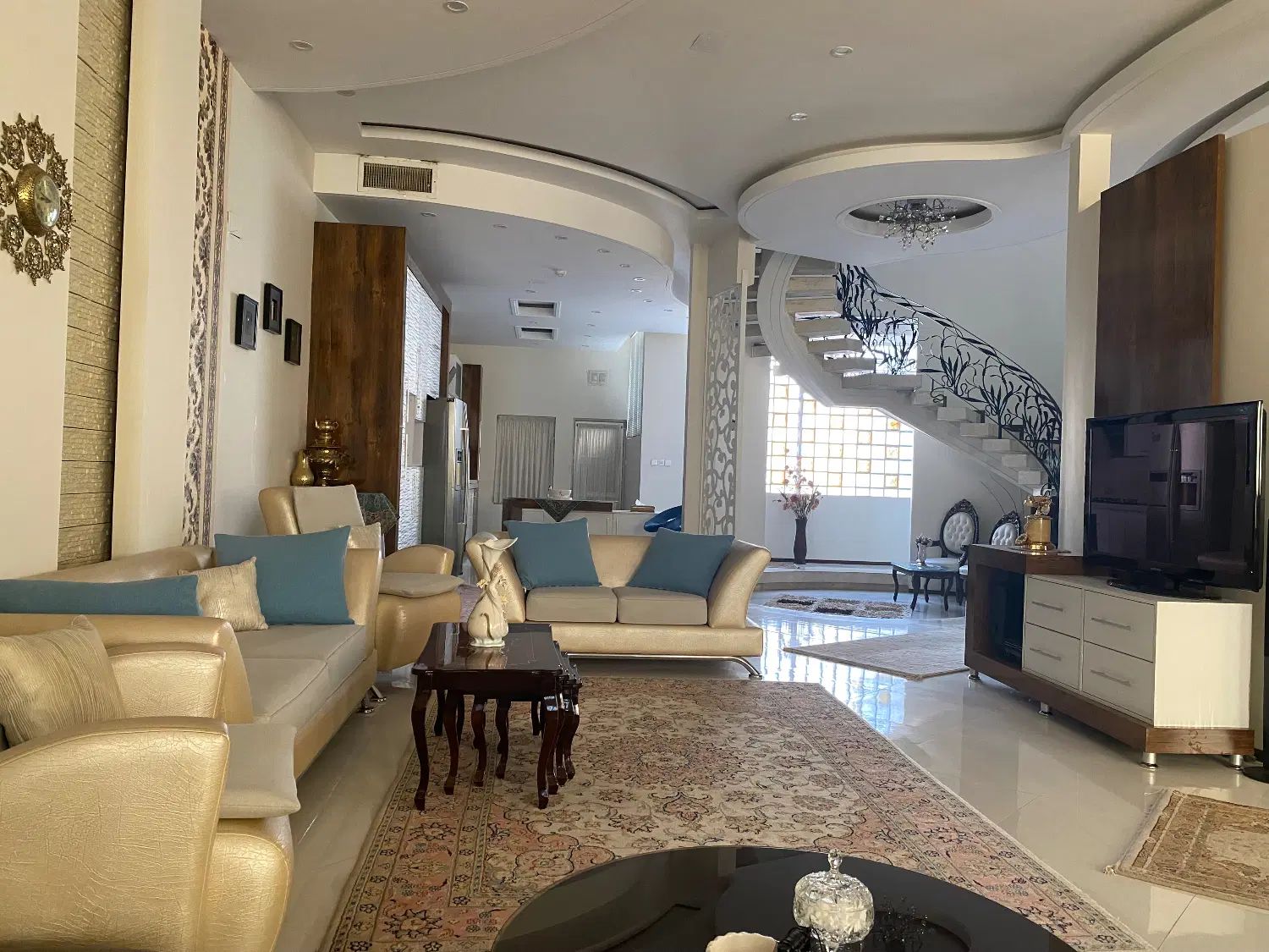 360متردوبلکس اول فرامرز شیک فول مستقلاتی 4خواب نور|اجارهٔ آپارتمان|مشهد, شهید فرامرز عباسی|دیوار