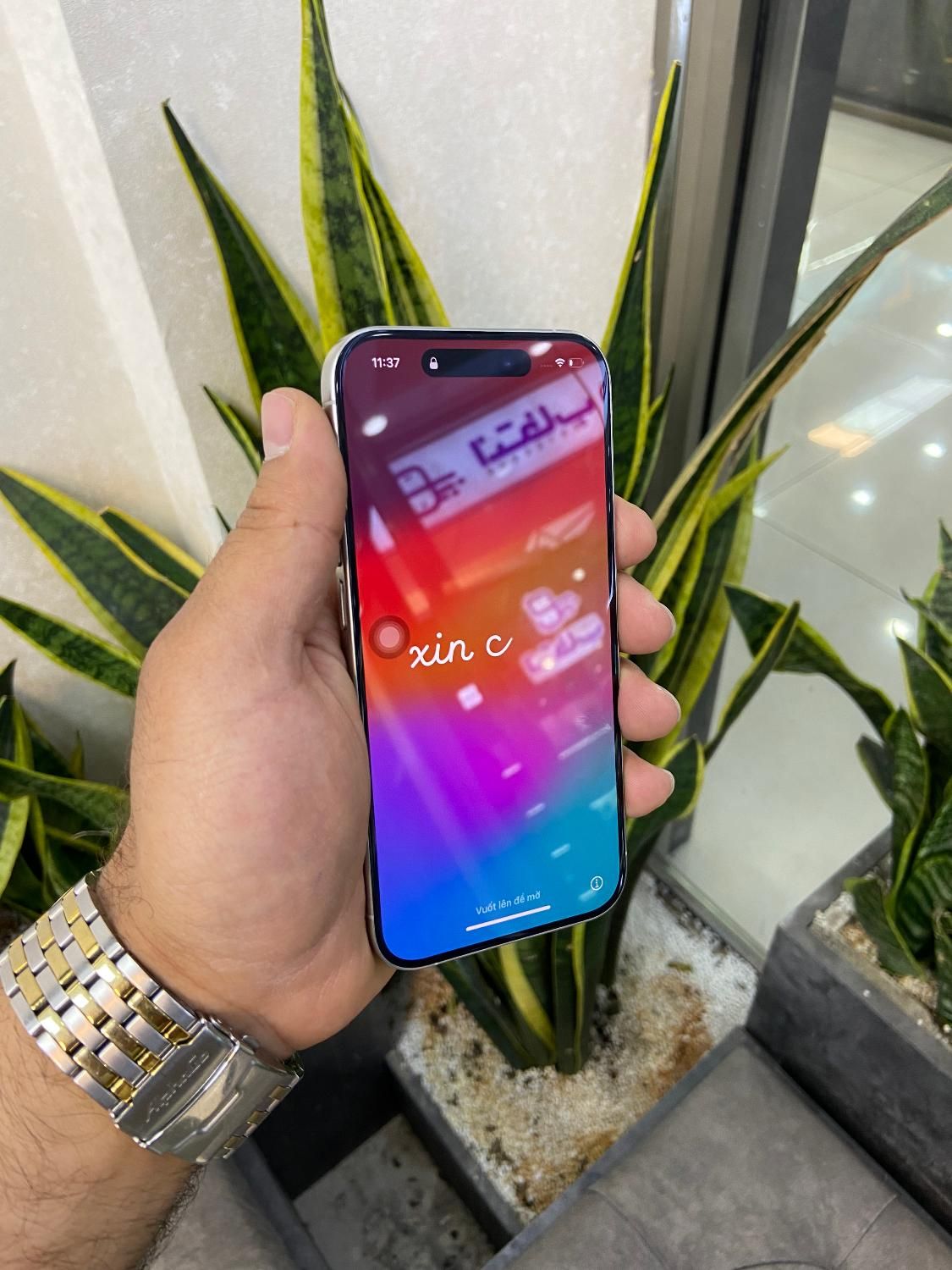 اپل ایفون iPhone 15 پرو سفید باطری ۹۸ سفید اقساط|موبایل|اصفهان, احمدآباد|دیوار