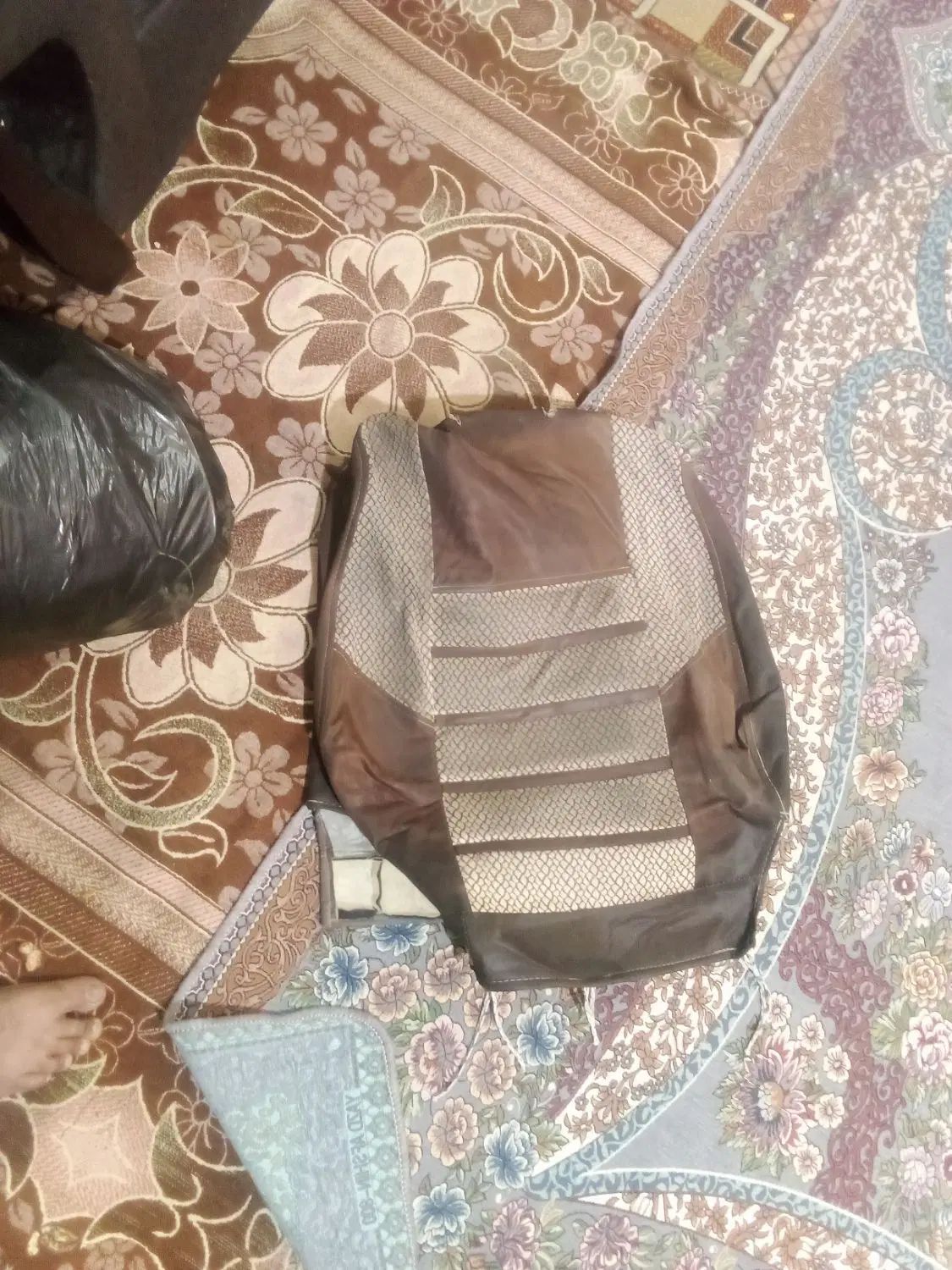 لاستیک پژو دور 15باکس چراغ پراید روکش سمند|قطعات یدکی و لوازم جانبی|زاهدان, |دیوار