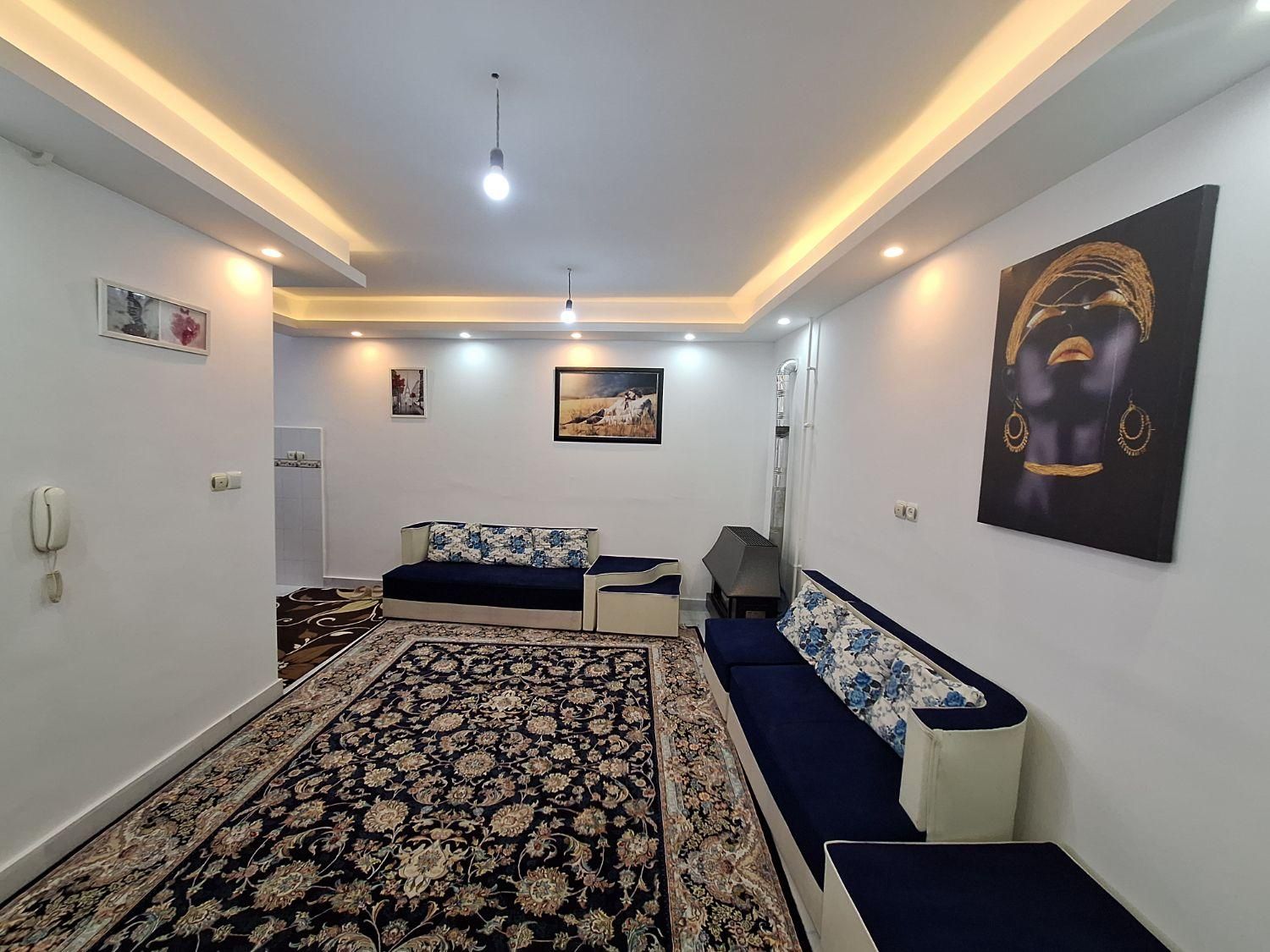 اجاره روزانه واحد های لوکس و تمیز مرکزشهر|اجارهٔ کوتاهمدت آپارتمان و سوئیت|رشت, استقامت ۲|دیوار