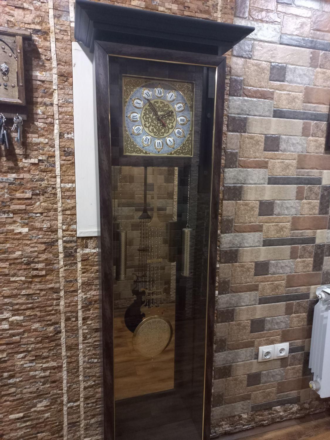 ساعت ایستاده|ساعت دیواری و تزئینی|اصفهان, شیخ اشراق|دیوار