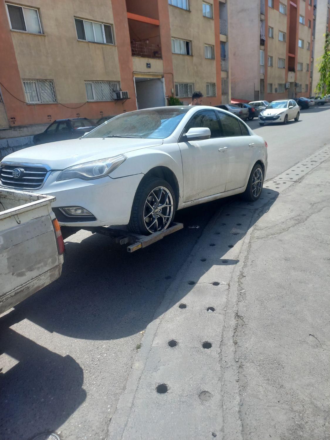 یدک کش جرثقیل امدادخودروخودروبریدککش نیسان|خدمات حمل و نقل|گرگان, |دیوار