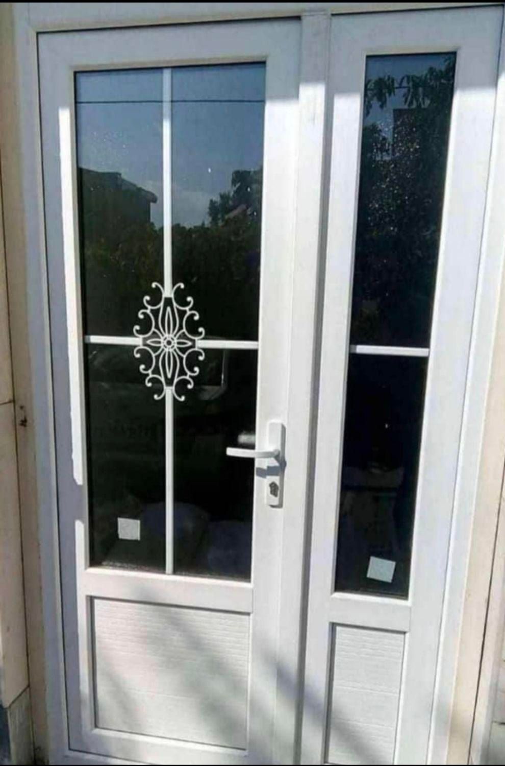 تعویض درب و پنجره قدیمی با دوجداره upvc+توری کشویی|مصالح و تجهیزات ساختمان|قروه, |دیوار