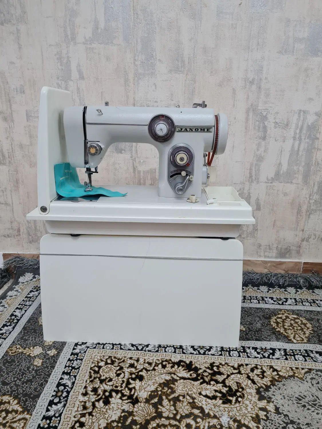 چرخ خیاطی ۶۷۲ژاپنی|چرخ خیاطی و ریسندگی|کرج, شهرک نهال و بذر|دیوار