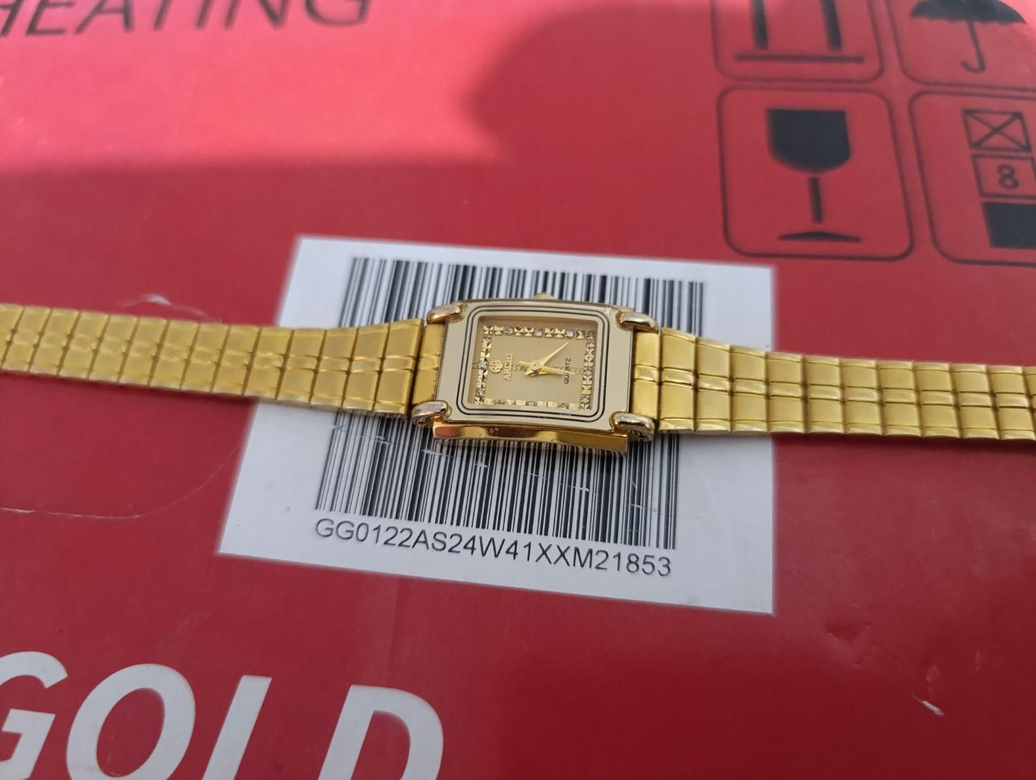 ساعت زنانه آرچی سوئیس اصل آب طلا  ثابت توافقی فوری|ساعت|بندرعباس, |دیوار