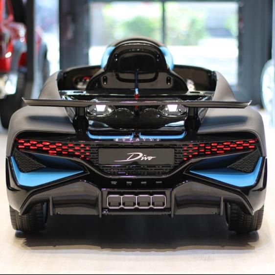 ماشین شارژی بوگاتی اورجینال ( موتور شارژی )|اسباببازی بچه|مشهد, آبکوه|دیوار