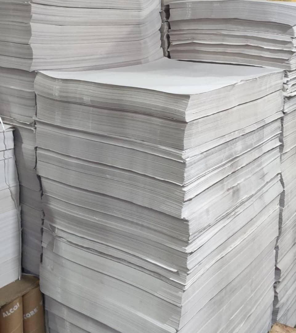 روزنامه باطله (کاغذ گراف و کاغذ سفید)|عمدهفروشی|تهران, نعمتآباد|دیوار