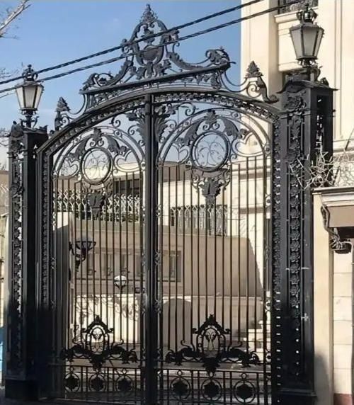 درب اتوماتیک کرکره برقی ریلی و بازویی سیستم بلانکو|خدمات پیشه و مهارت|کرمانشاه, |دیوار