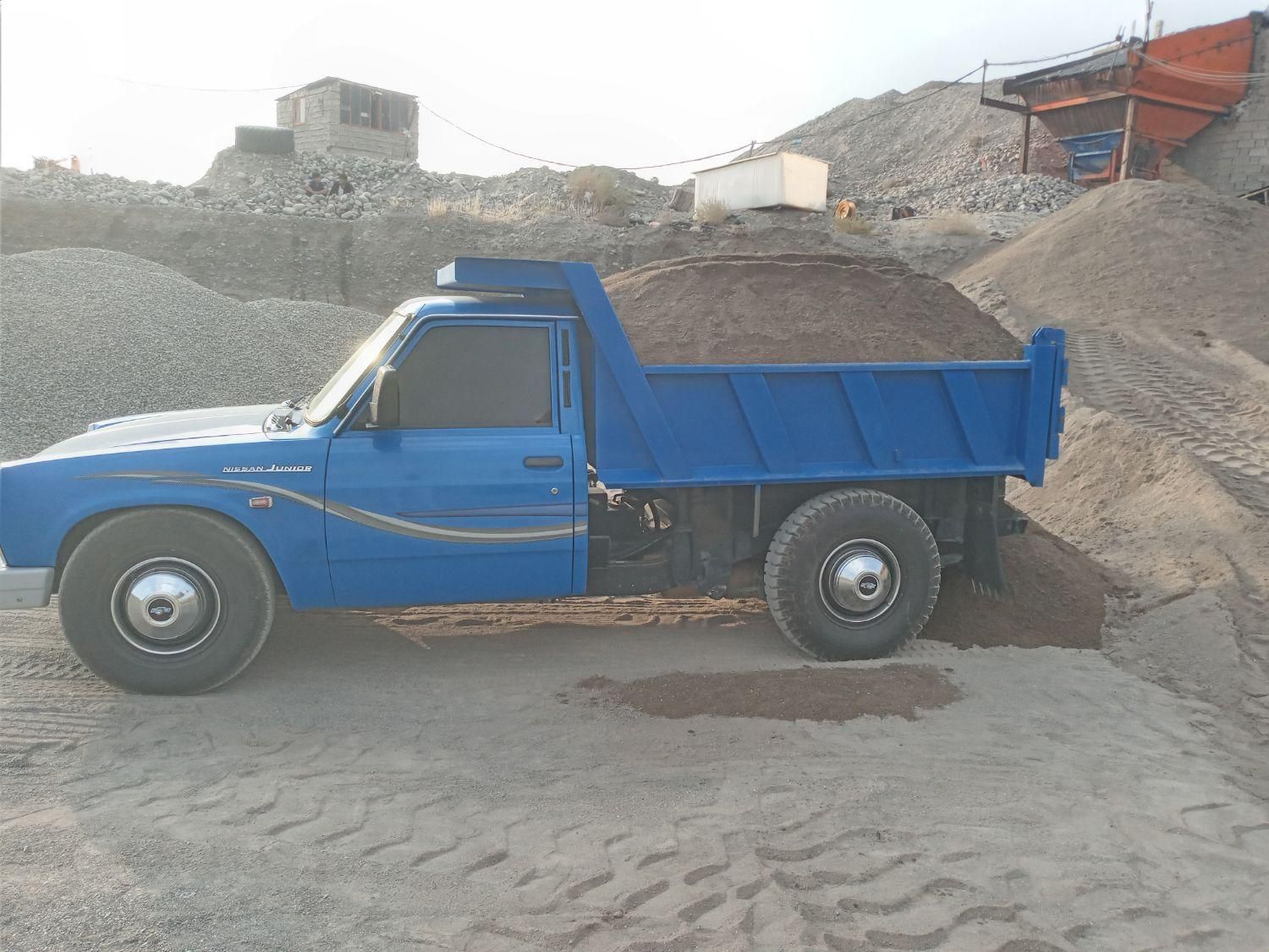 نیسان کمپرسی حمل شن و سیمان و نخاله ساختمان|خدمات حمل و نقل|جیرفت, |دیوار