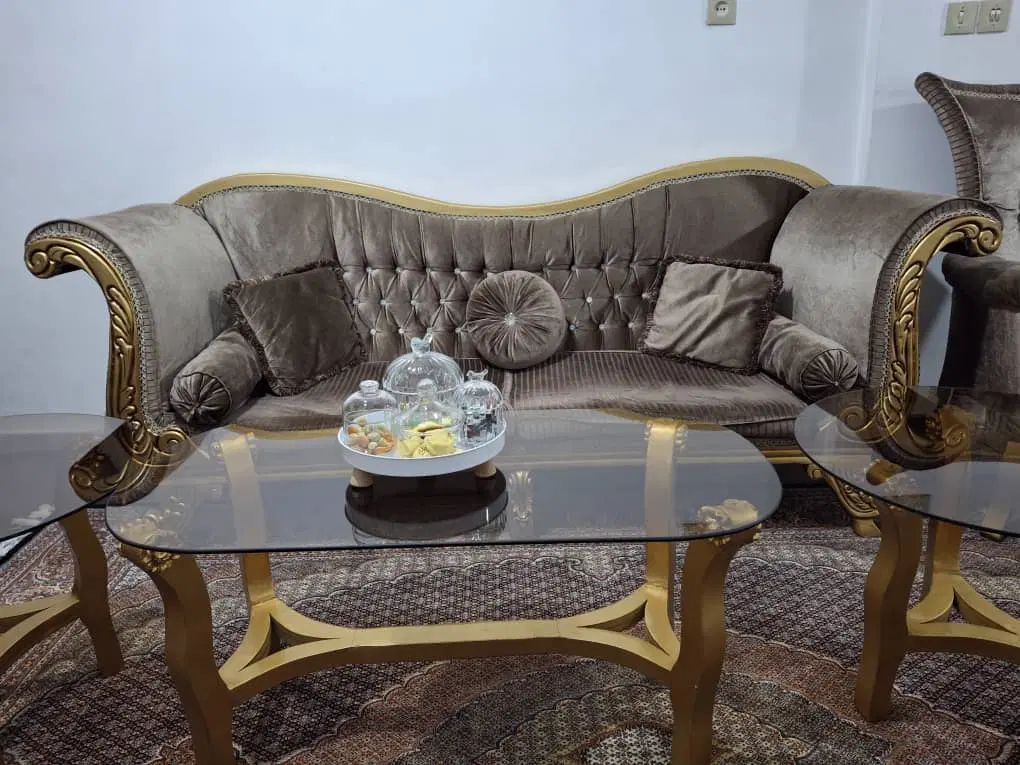 مبل ۷ نفره|مبلمان خانگی و میز عسلی|تهران, شکوفه (عبدل آباد)|دیوار