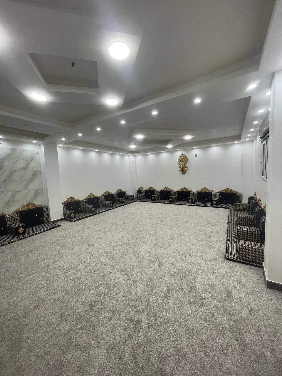 پشتی خلیجی مبل پشتی شاه نشین ش۱|مبلمان خانگی و میز عسلی|بندرعباس, |دیوار