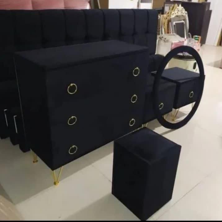 تخت دو نفره مدل عروس|تخت و سرویس خواب|مشهد, گرجی علیا|دیوار