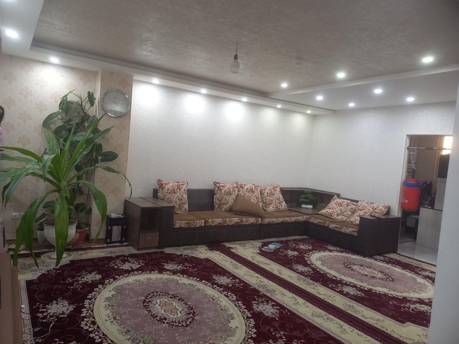 فروش آپارتمان ۸۵ متری الماس هجرت|فروش آپارتمان|یزد, |دیوار