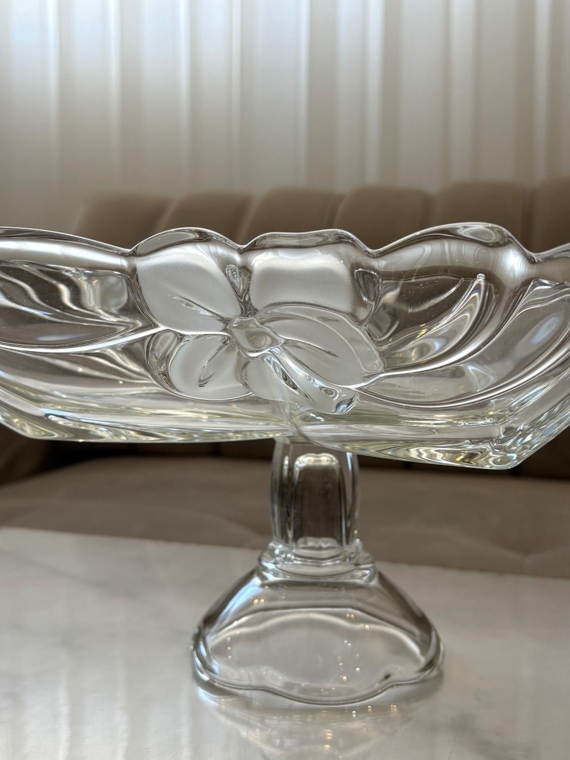 ظروف پذیرایی|ظروف سرو و پذیرایی|میانه, |دیوار