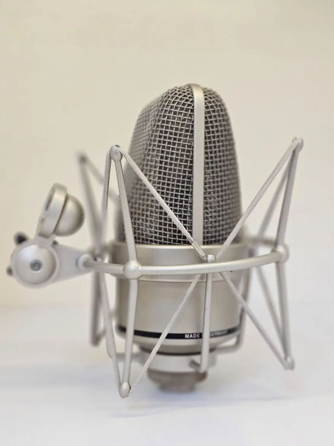 میکروفن استودیویی حرفه ای Neumann TLM49|آلات موسیقی|تهران, تسلیحات|دیوار