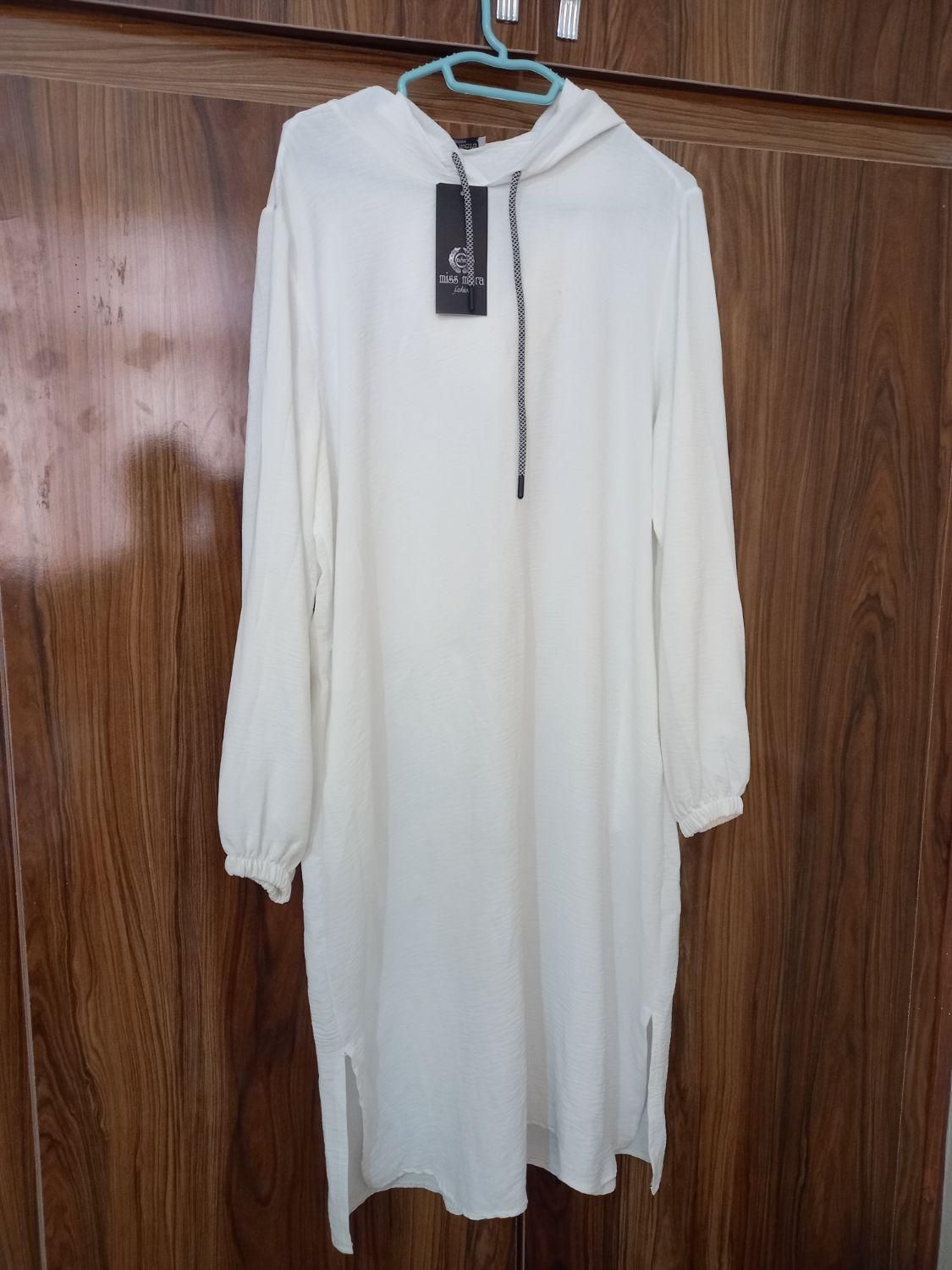 مانتو|لباس|شاهین‌شهر, گرگاب|دیوار