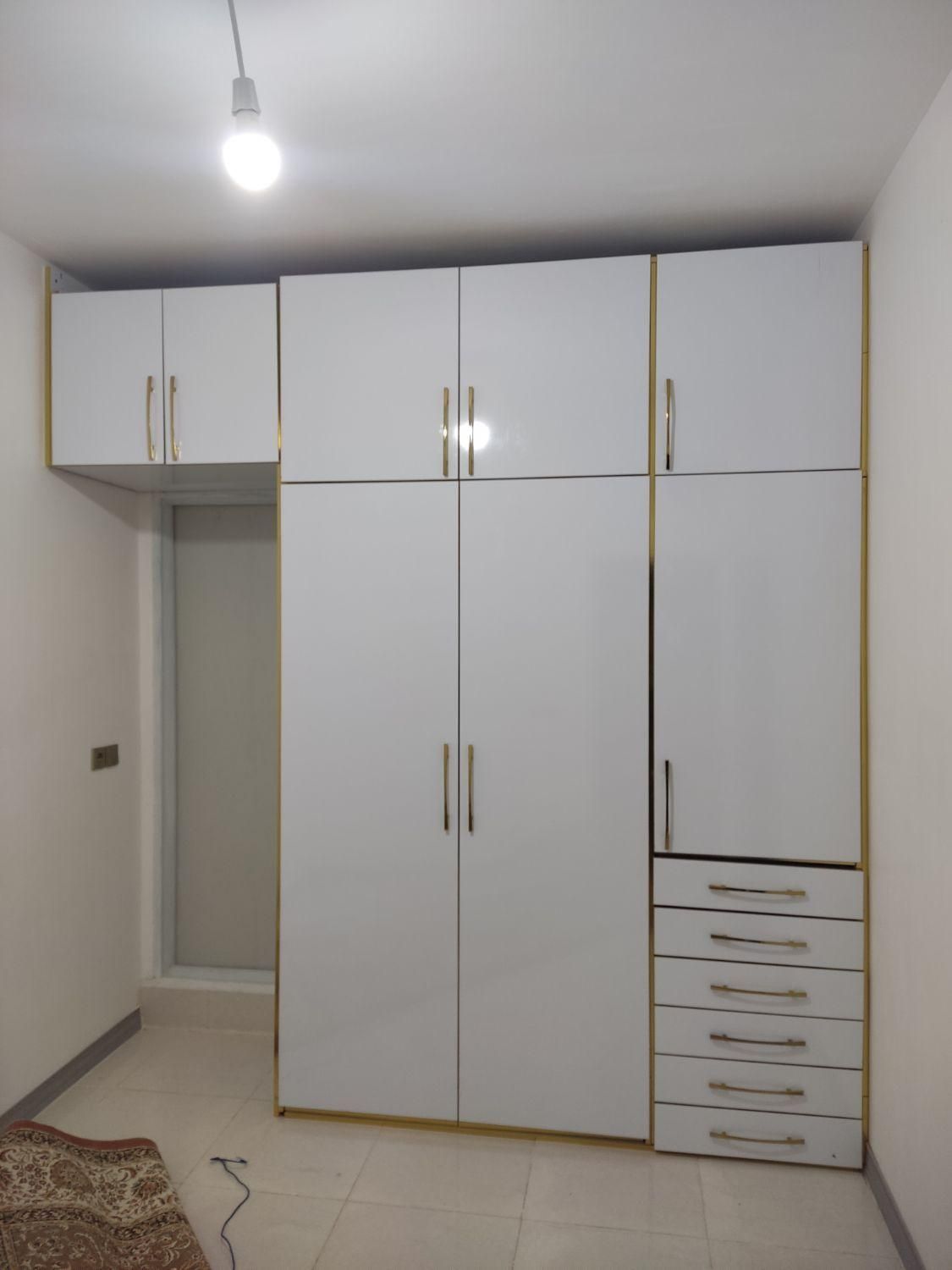 نصاب کابینت و کمد دیواری|خدمات پیشه و مهارت|خرمآباد, |دیوار