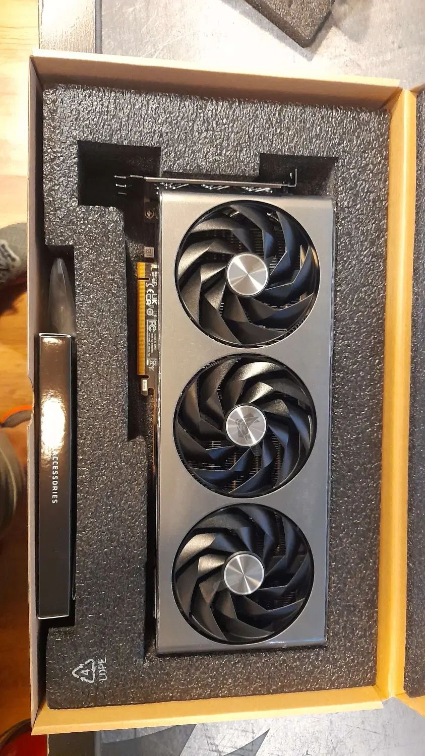 کارت گرافیک Sapphire Nitro Plus Radeon RX 7800 XT|قطعات و لوازم جانبی رایانه|تهران, تختی|دیوار