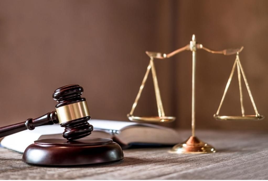 وکالت توسط (( وکیل پایه یک دادگستری))|خدمات مالی، حسابداری، بیمه|اهواز, نادری|دیوار