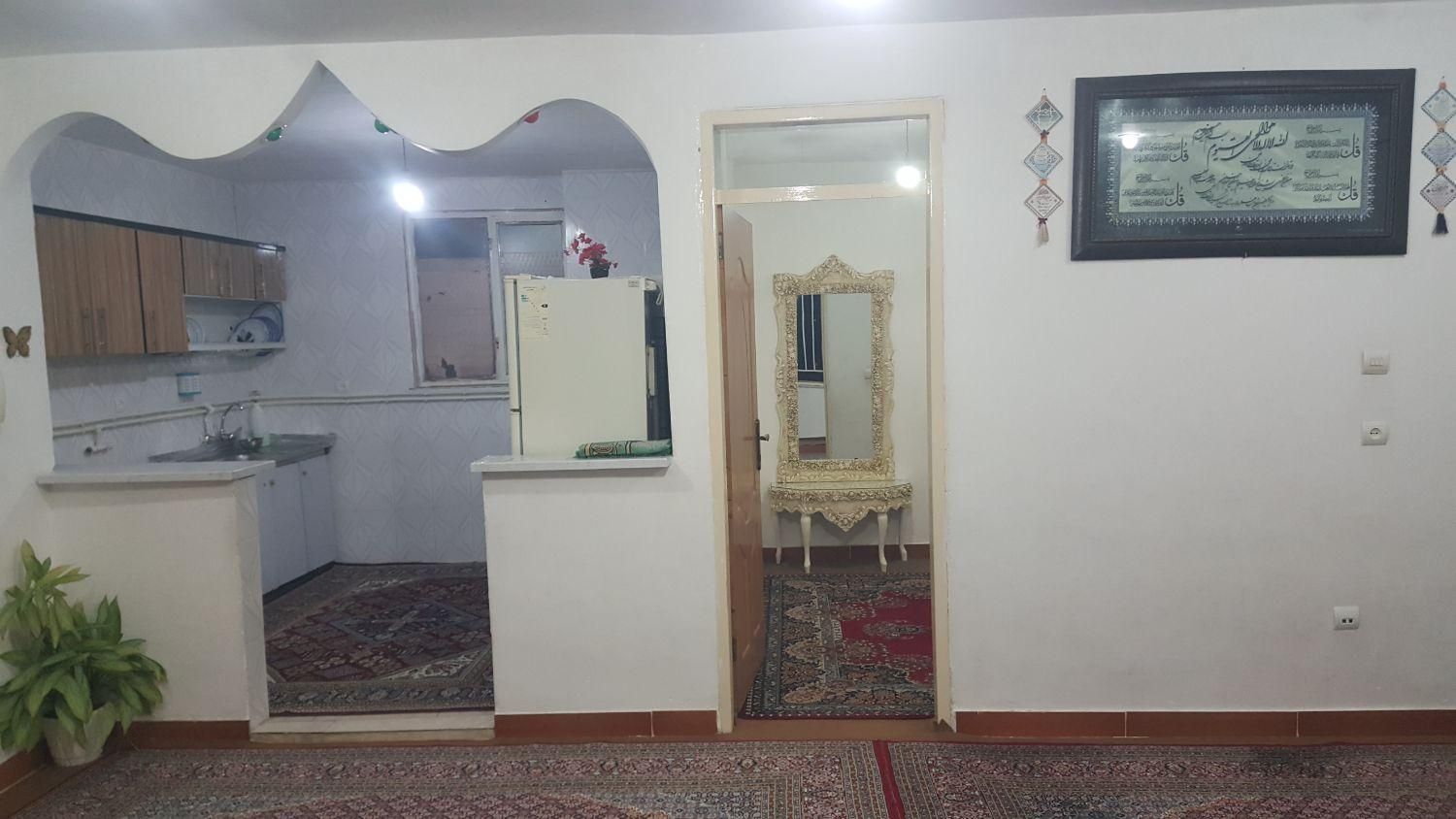 سویت اجاره ای  ۹۰ متری نزدیک به دریاچه زریبار|اجارهٔ کوتاه‌مدت آپارتمان و سوئیت|مریوان, |دیوار