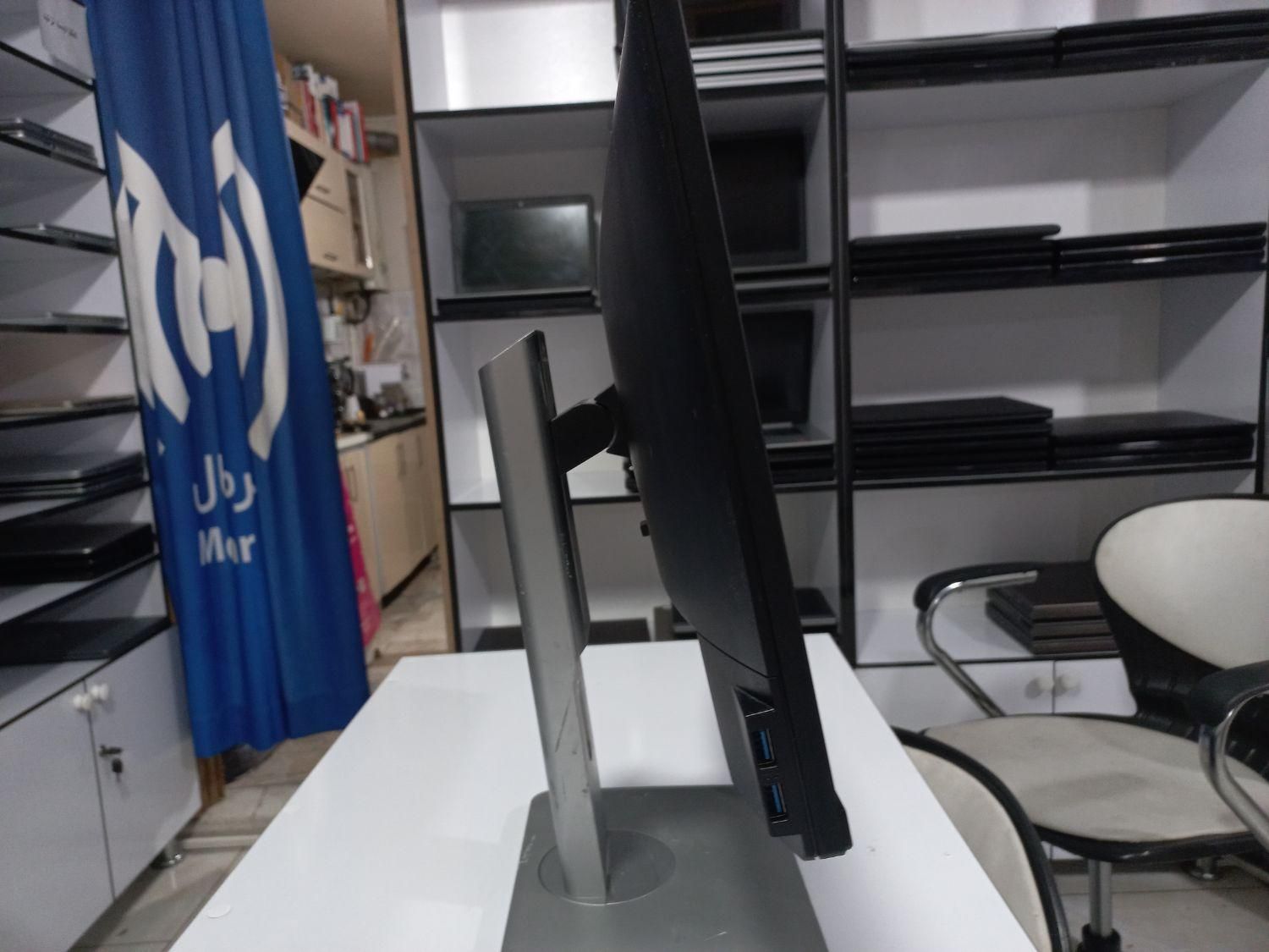 مانیتور ۲۲اینچ دل Dell 22|قطعات و لوازم جانبی رایانه|تهران, شهرک ولیعصر جنوبی|دیوار