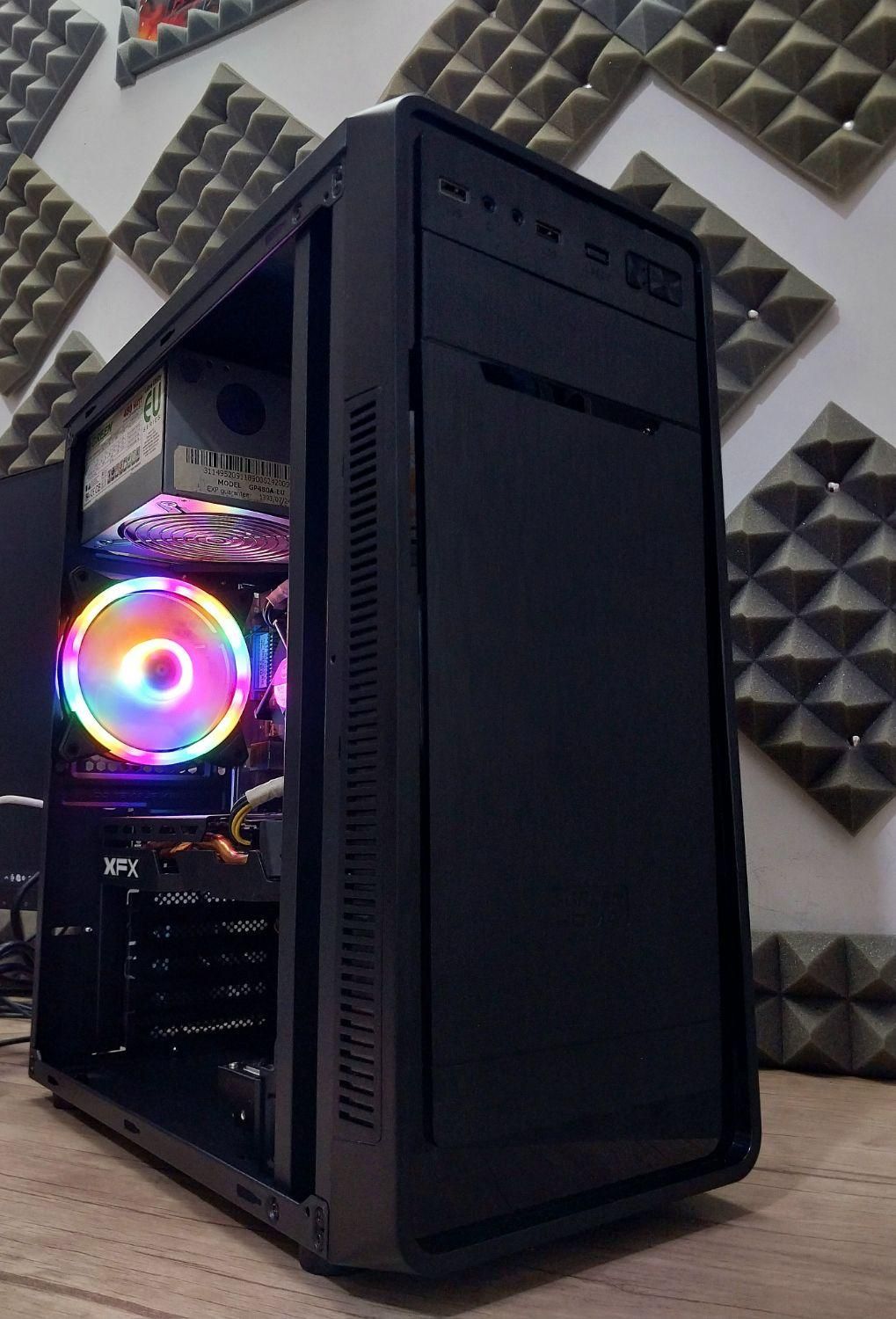 کیس گیمینگ/رم 16 گیگ/گرافیک RX580/بازیهای روز دنیا|رایانه رومیزی|قرچک, |دیوار