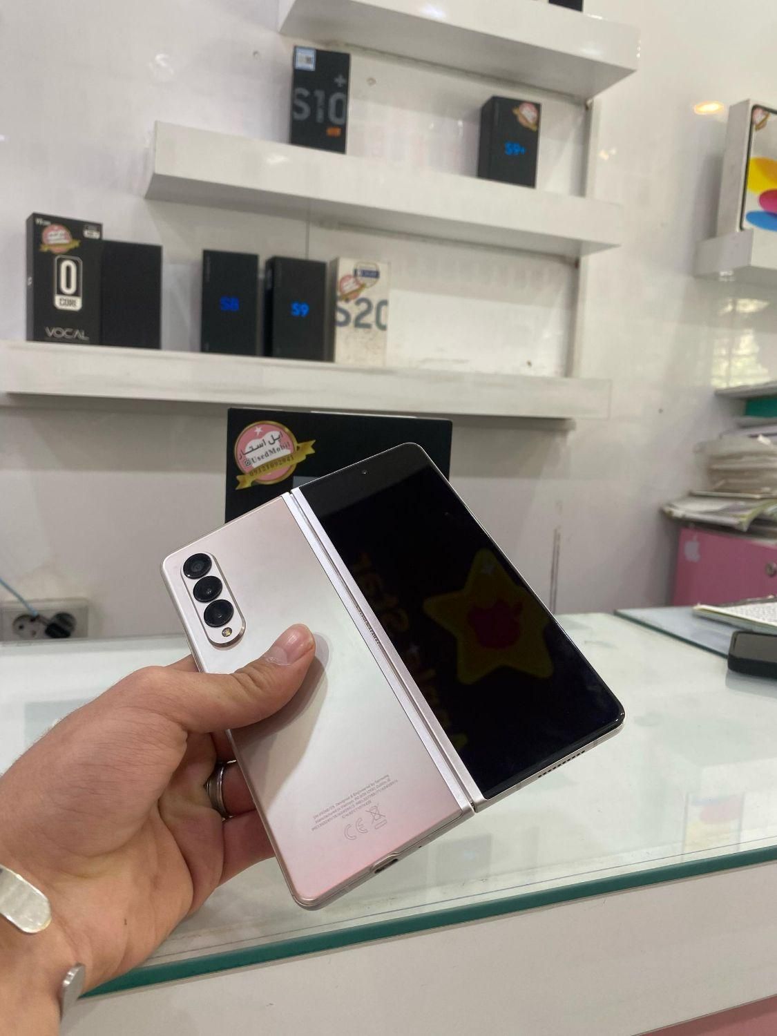 سامسونگ Galaxy Z Fold3 5G با حافظهٔ ۲۵۶ گیگابایت|موبایل|تهران, استاد معین|دیوار