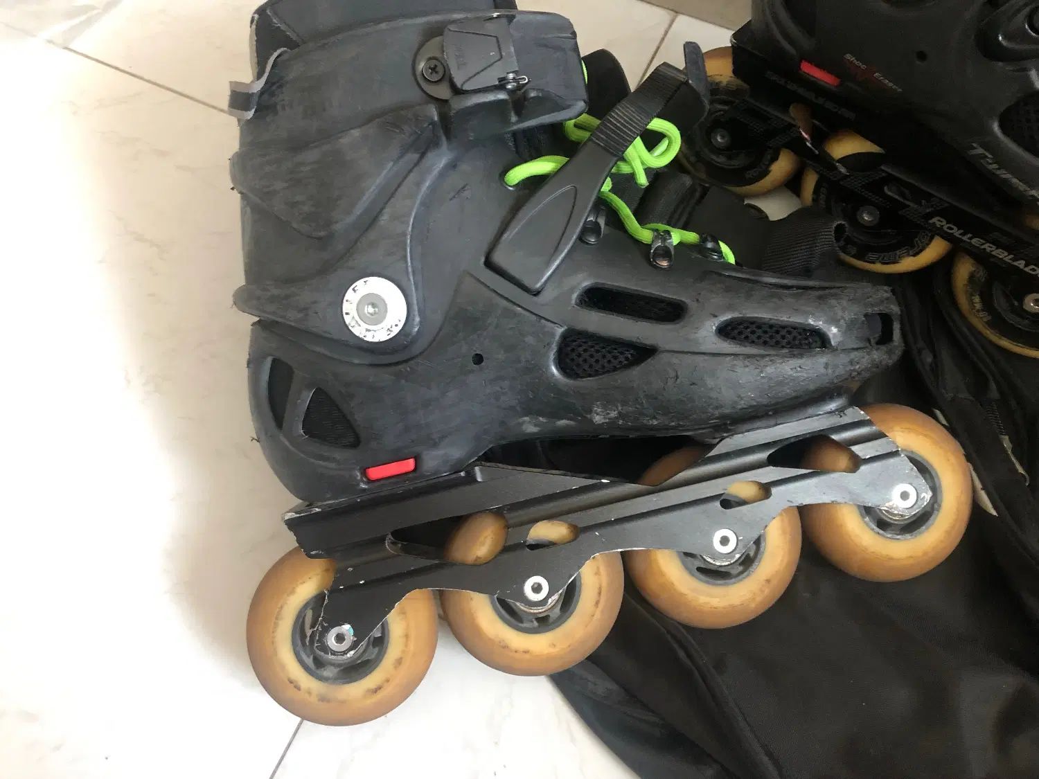 اسکیت rollerblade|دوچرخه، اسکیت، اسکوتر|تهران, فدک|دیوار