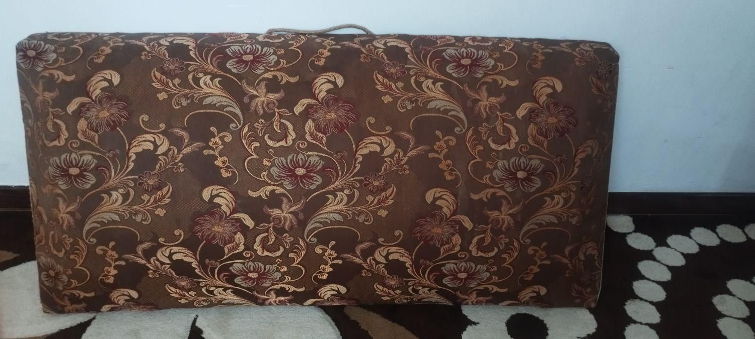 پشتی مخطه|پشتی|اصفهان, شهرک کاوه|دیوار