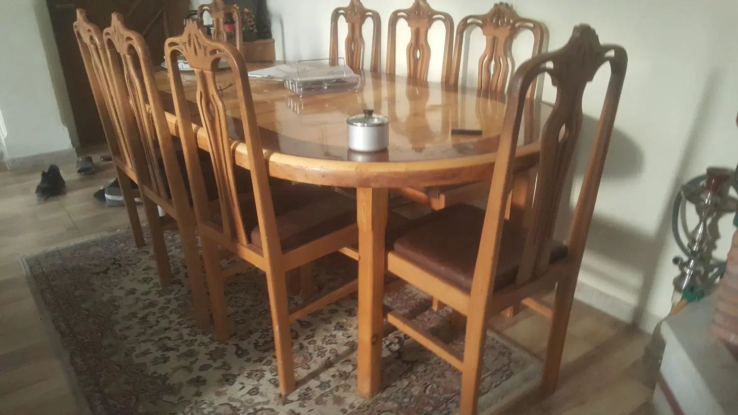 یکدس مبل هفت نفره .ومیزو وصتدلی هشت نفره|مبلمان خانگی و میز عسلی|کرج, شهرک آسمان|دیوار