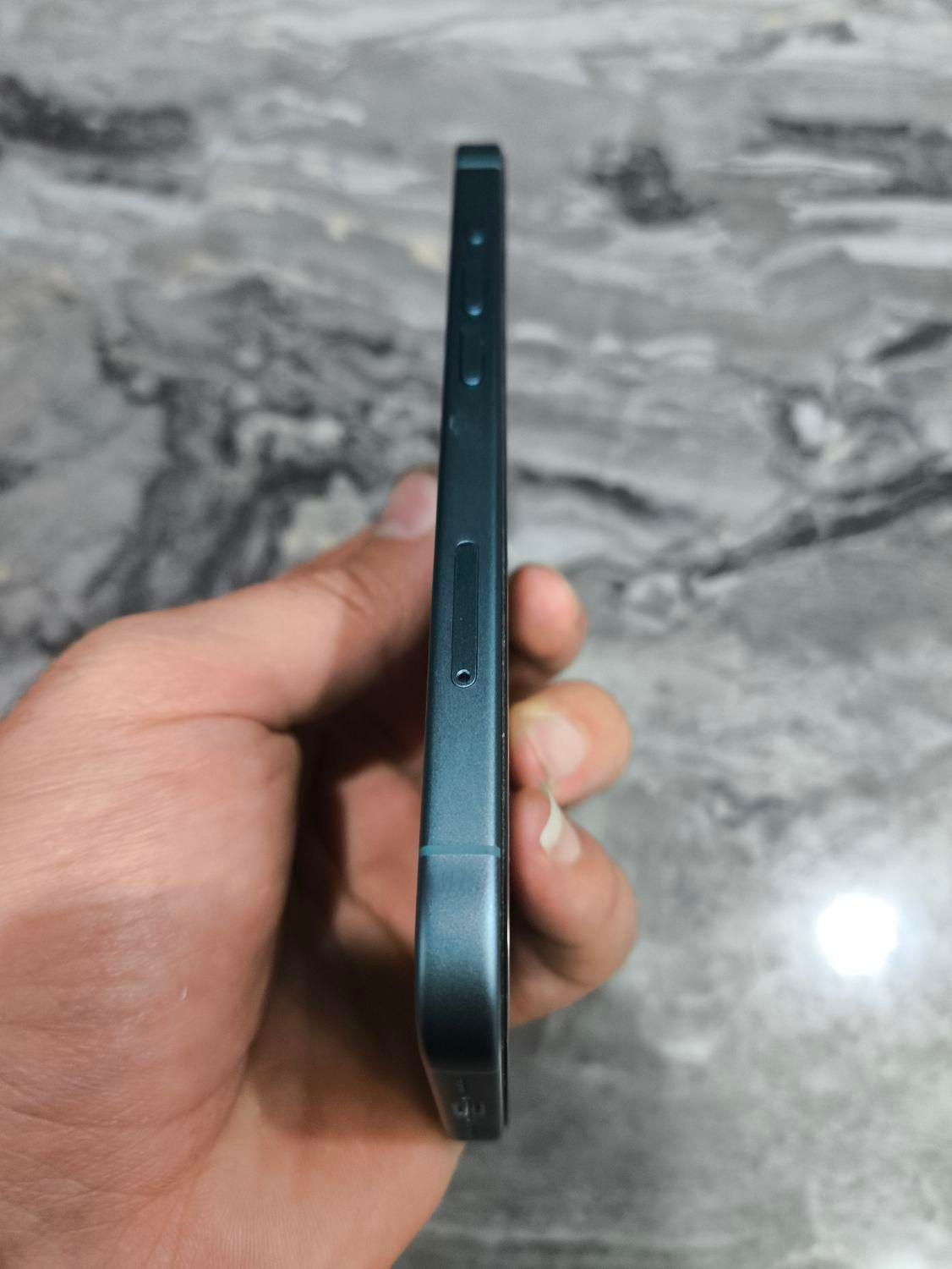 اپل iPhone 16 با حافظهٔ ۱۲۸ گیگابایت|موبایل|تهران, استخر|دیوار