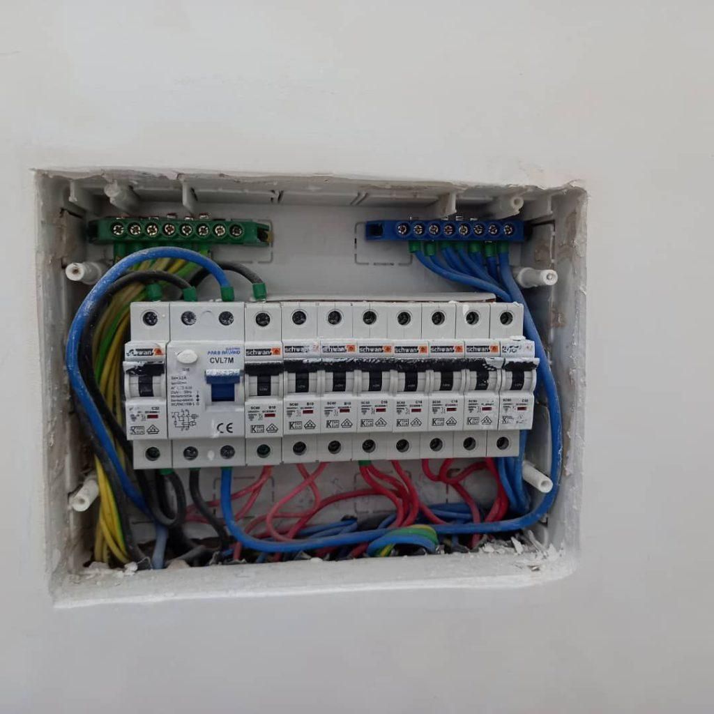 برقکاری برق کشی سرویس کولر|خدمات پیشه و مهارت|قم, آزادگان|دیوار